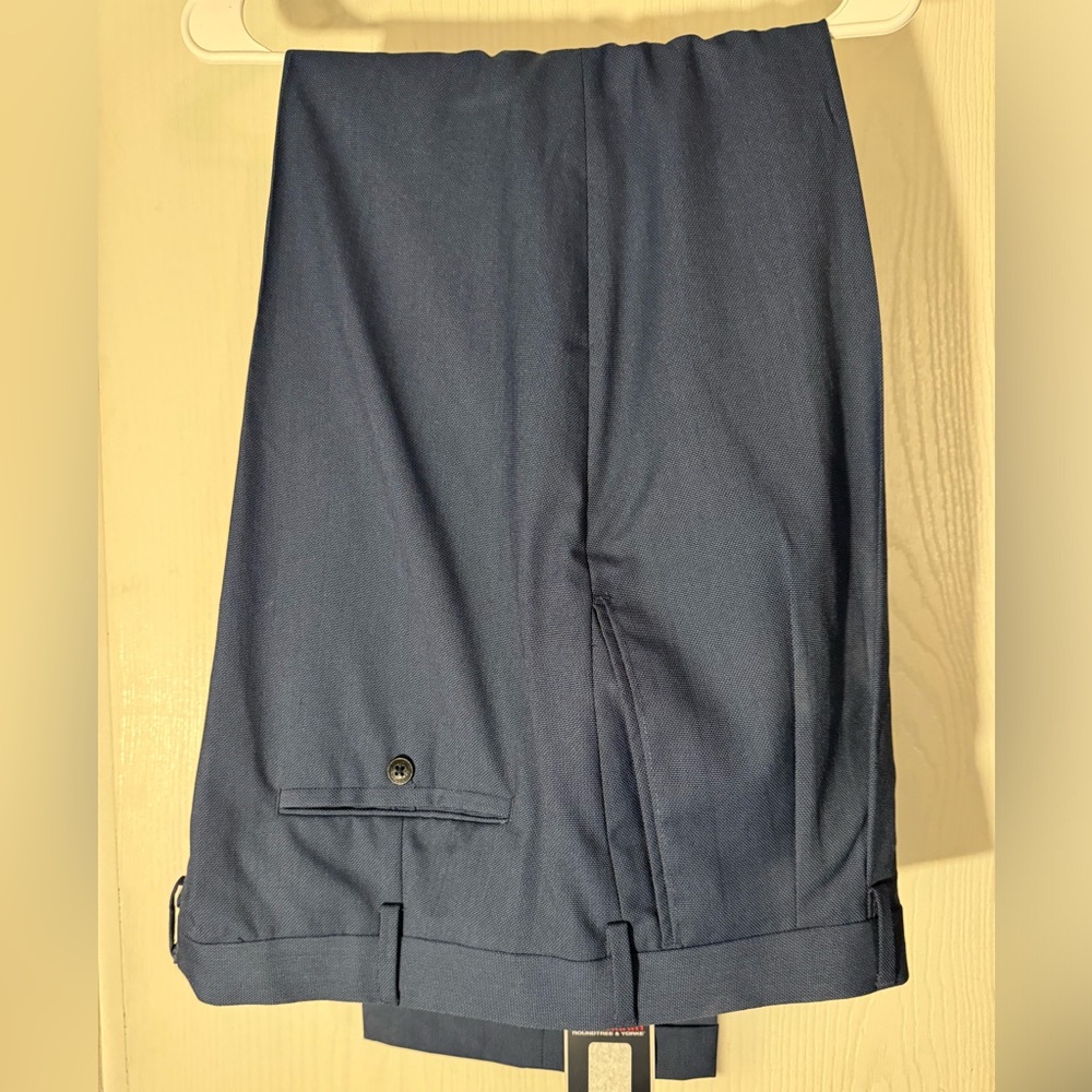 Mens dress pants 42x32 navy blue